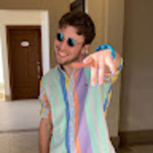 Meet your Posher, Angelo